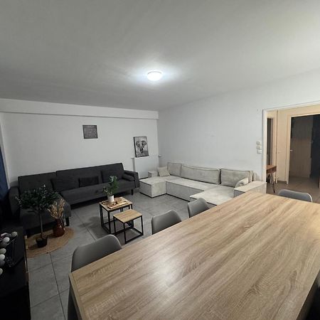 Apartamento Le Spacieux - Circuit - Parking - 8 Personnes - Reve Au Mans Le Mans Exterior foto